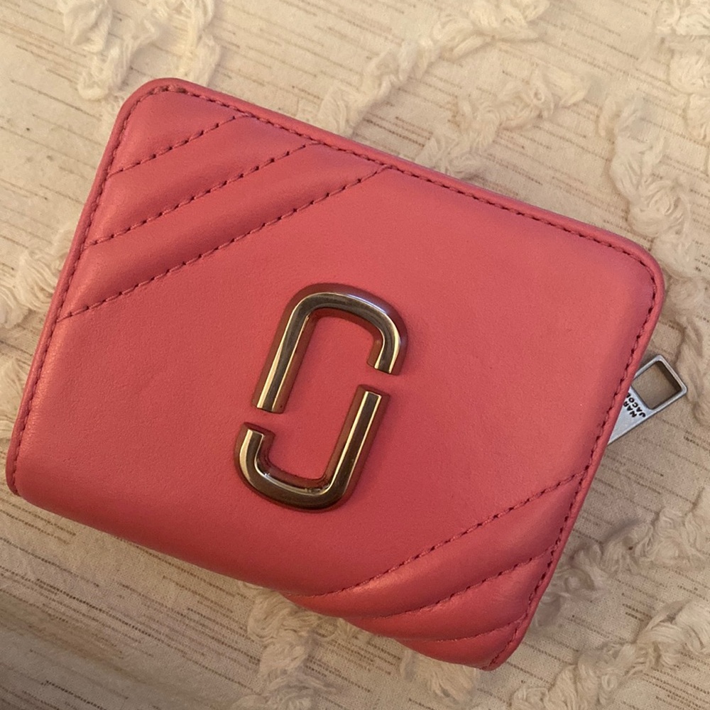 Marc Jacobs Pink Wallet 💕💗🌸